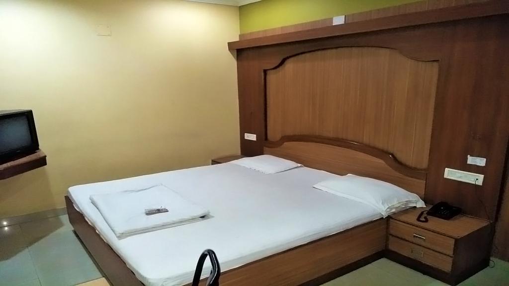 Hotel Paul Heights Jharsuguda ภายนอก รูปภาพ